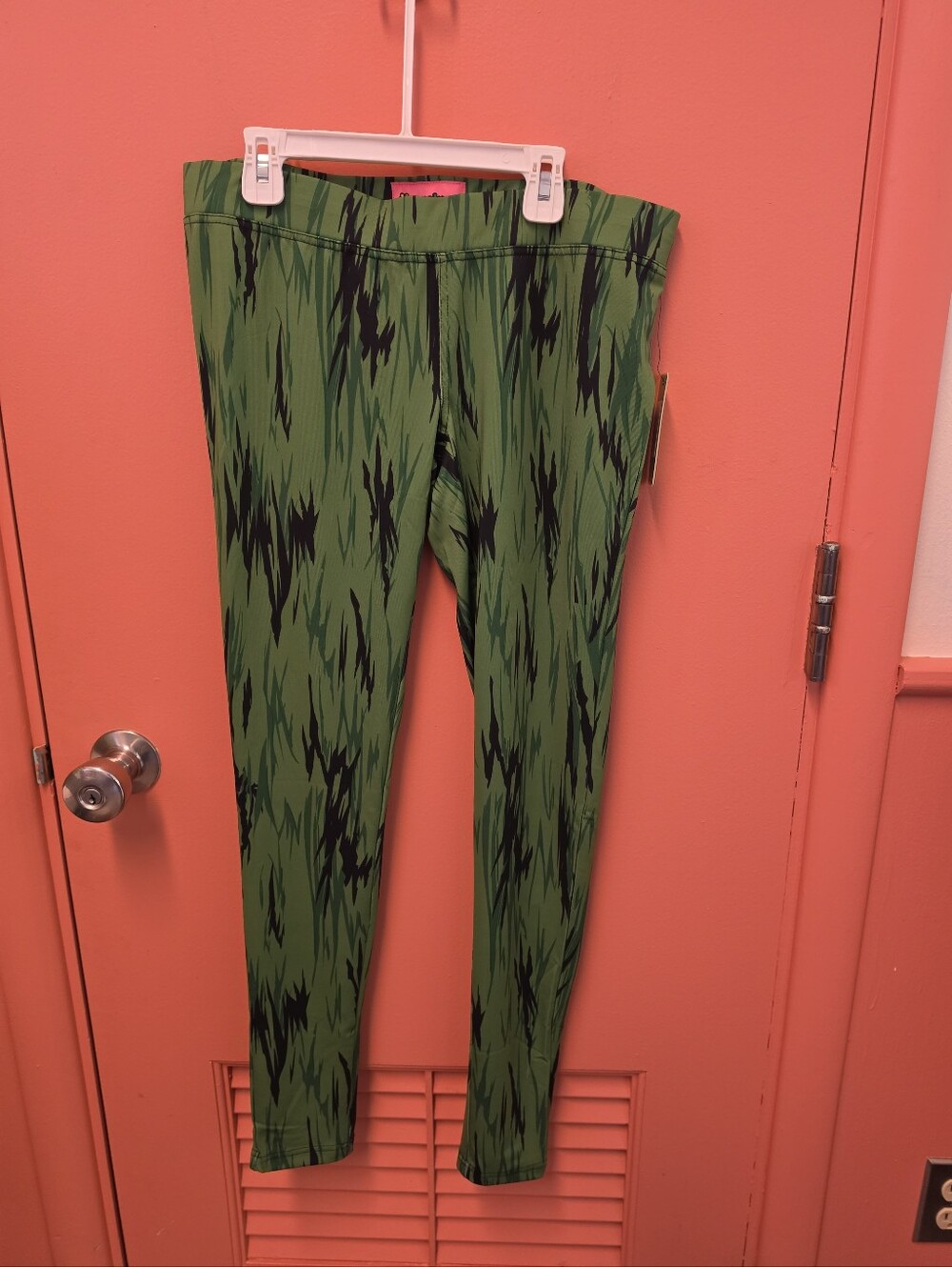 NWT Tipsy Elves Women's Medium Zombie Halloween Leggings Green Black Costume